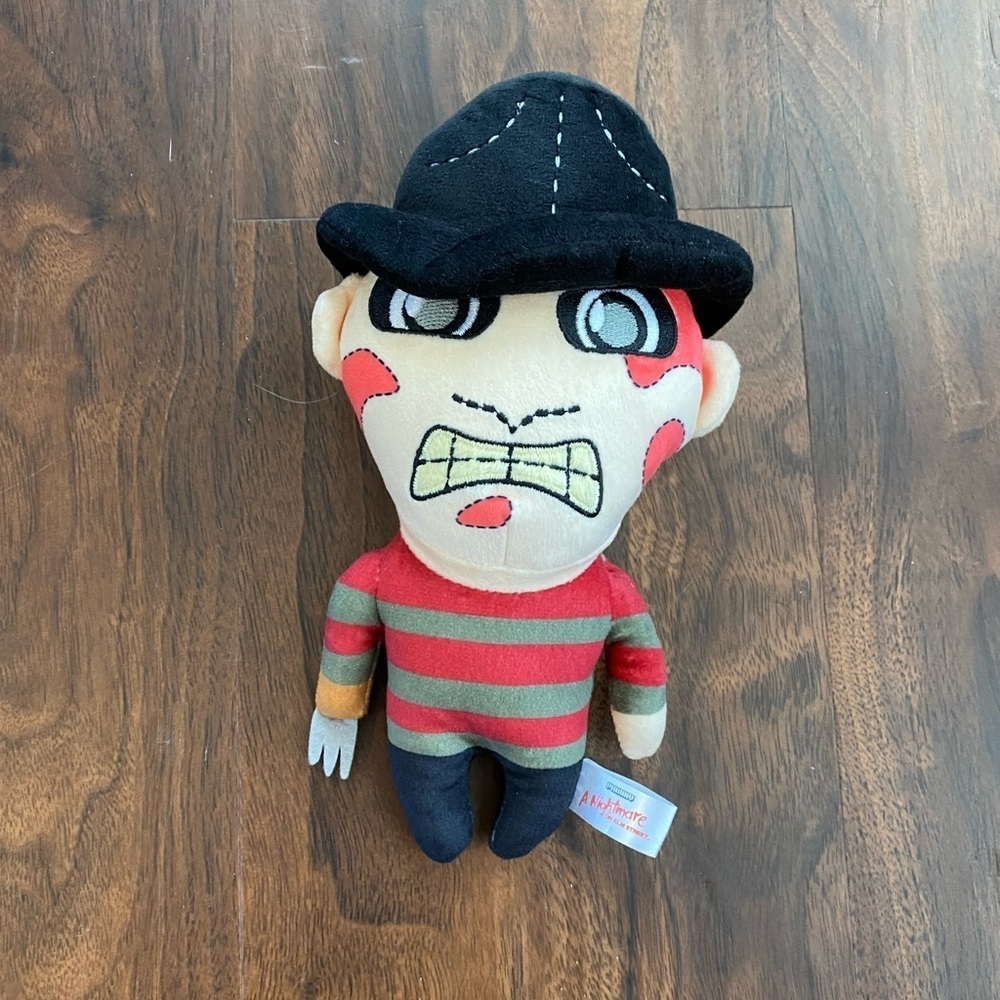Kidrobot Phunny Freddy Krueger Plush 
Horror 
A Nightmare On Elm Street 
8”